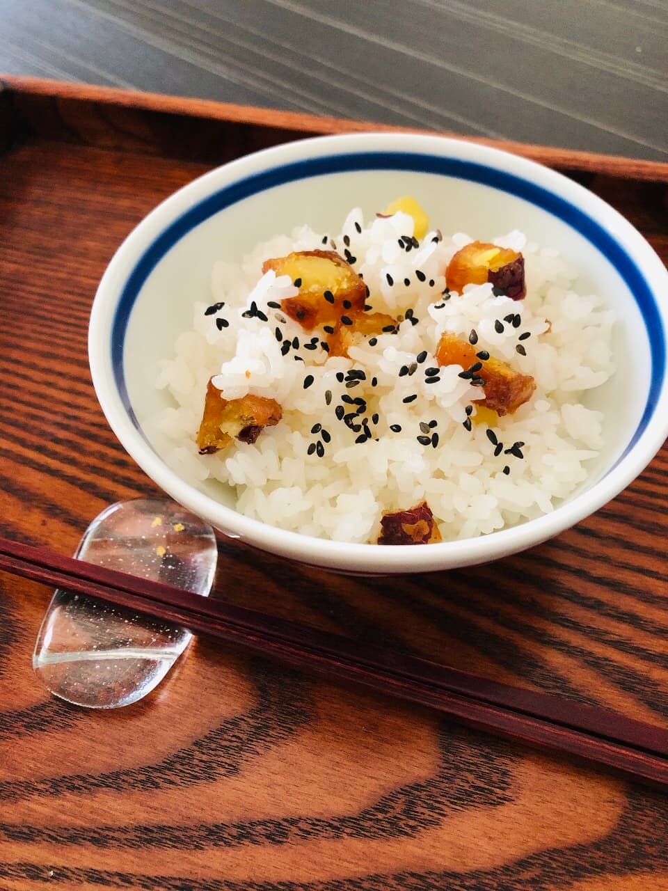 甘じょっぱさがくせになる◎大学芋の混ぜご飯の完成写真