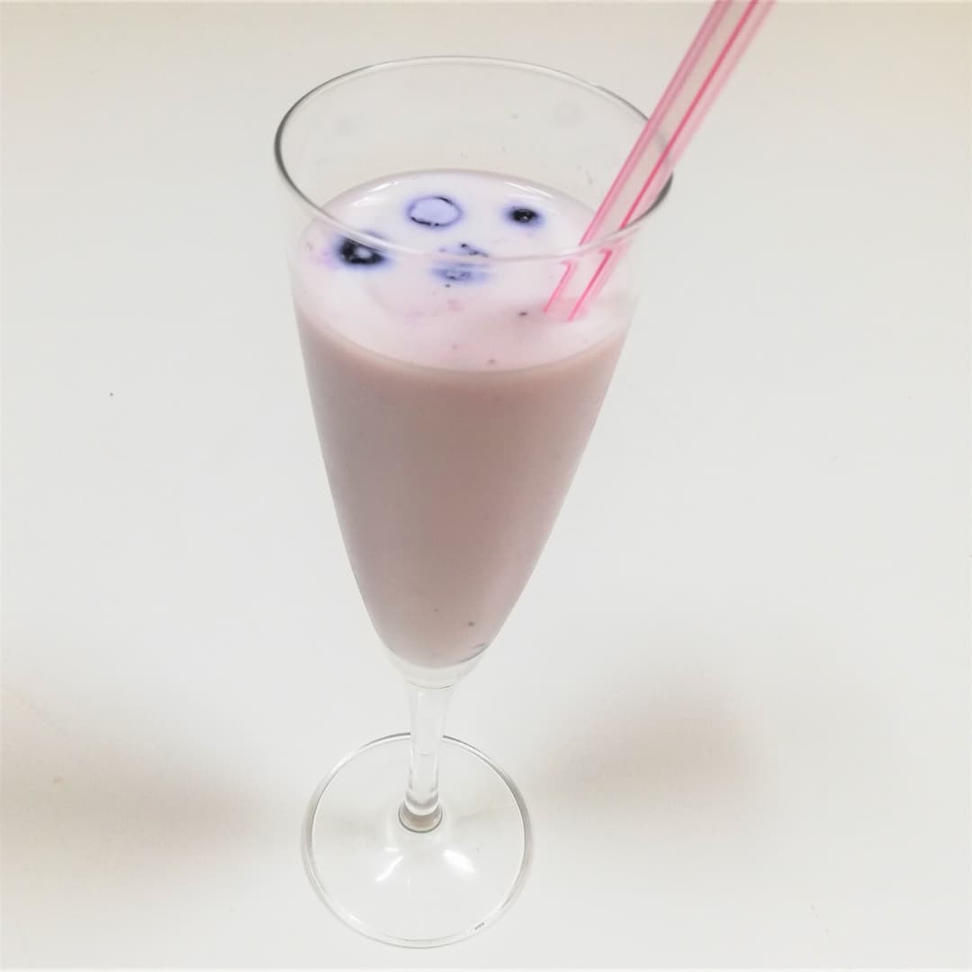 ブルーベリーの飲むヨーグルト風の完成写真