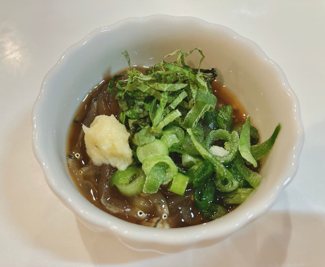 薬味たっぷり 生しらすの沖漬けの完成写真