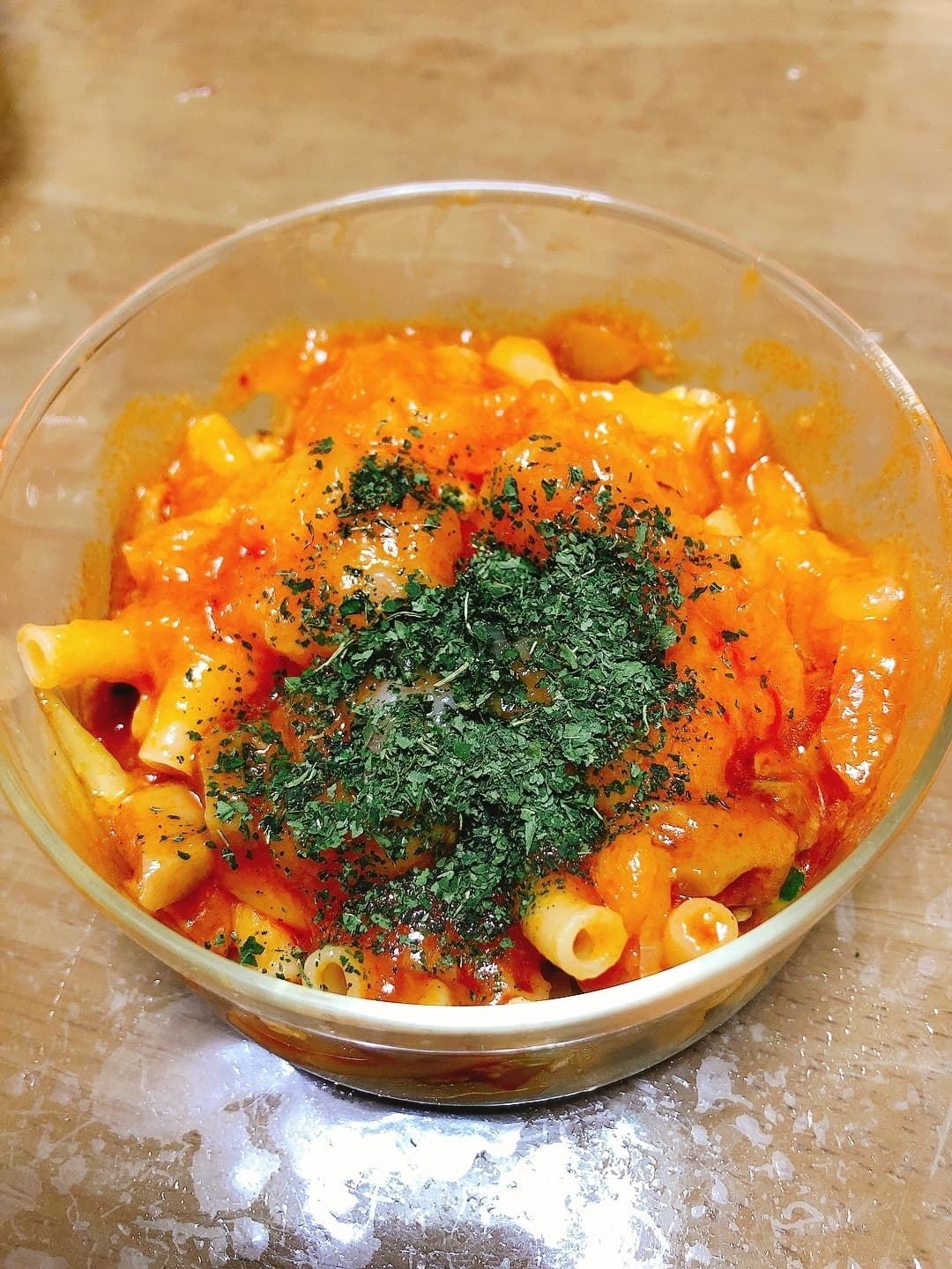 海老チリパスタサラダの完成写真