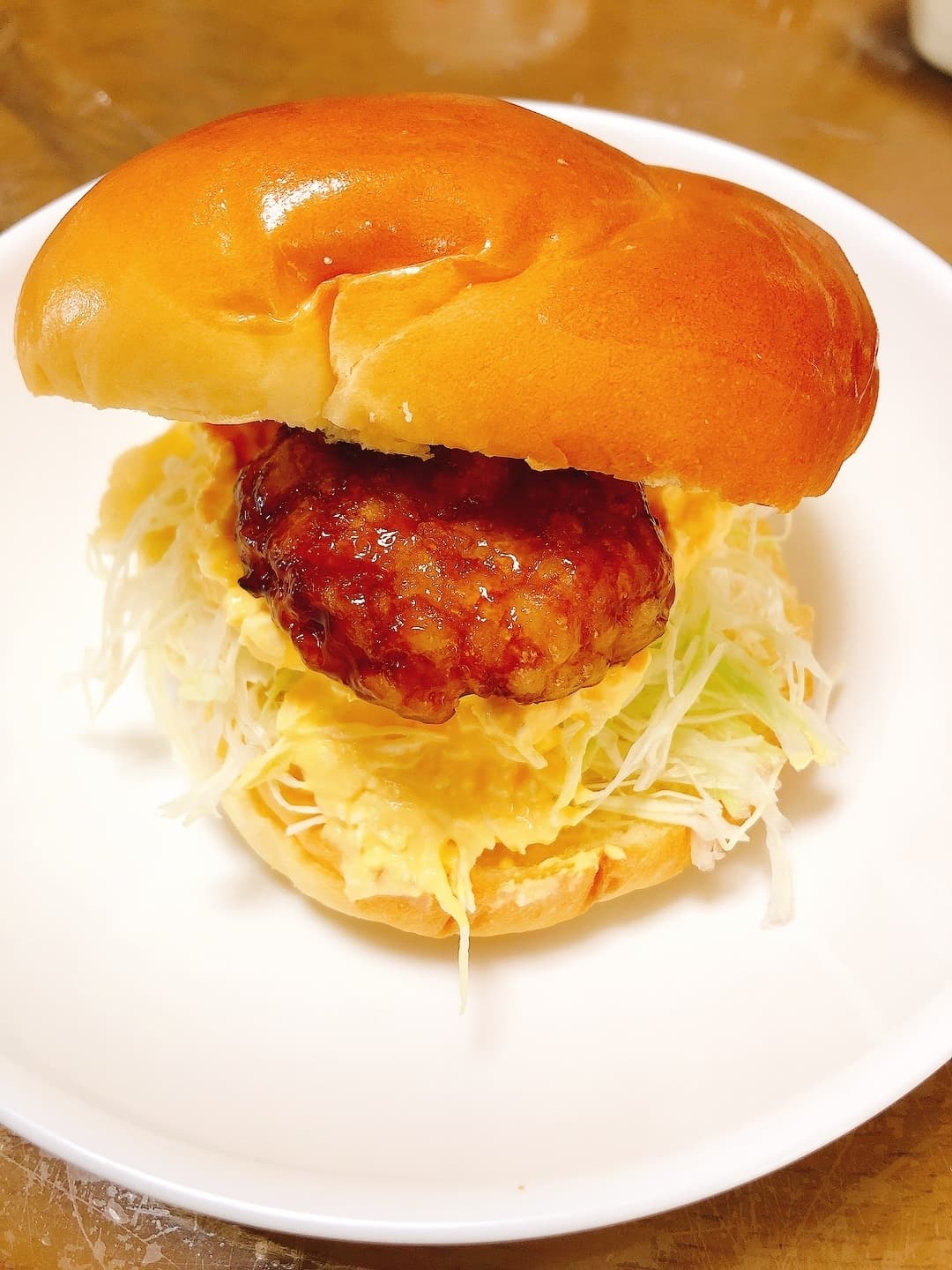 鶏つくねバーガーの完成写真