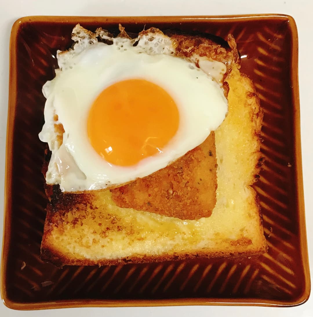 チキチキボーンのマヨトーストの完成写真