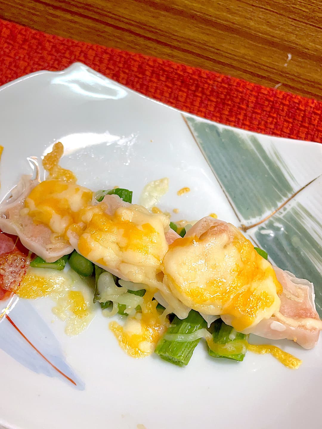 かにシューマイのアスパラチーズ焼きの完成写真