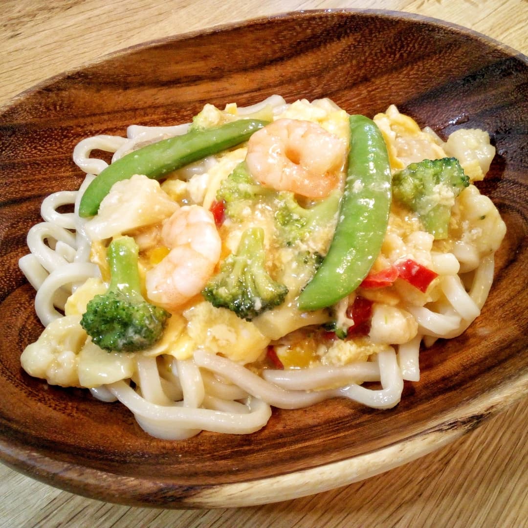 海老と野菜の彩り卵あんかけうどんの完成写真