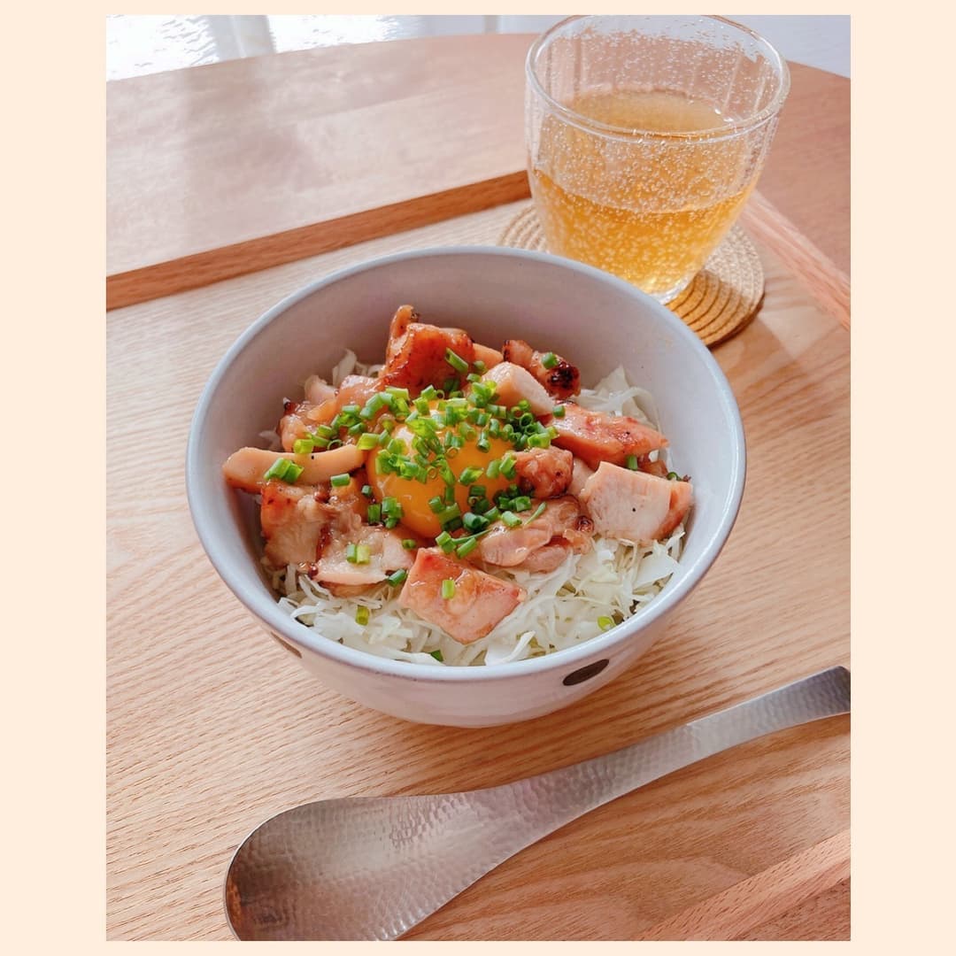 ヘルシ〜♩焼き鳥丼の完成写真