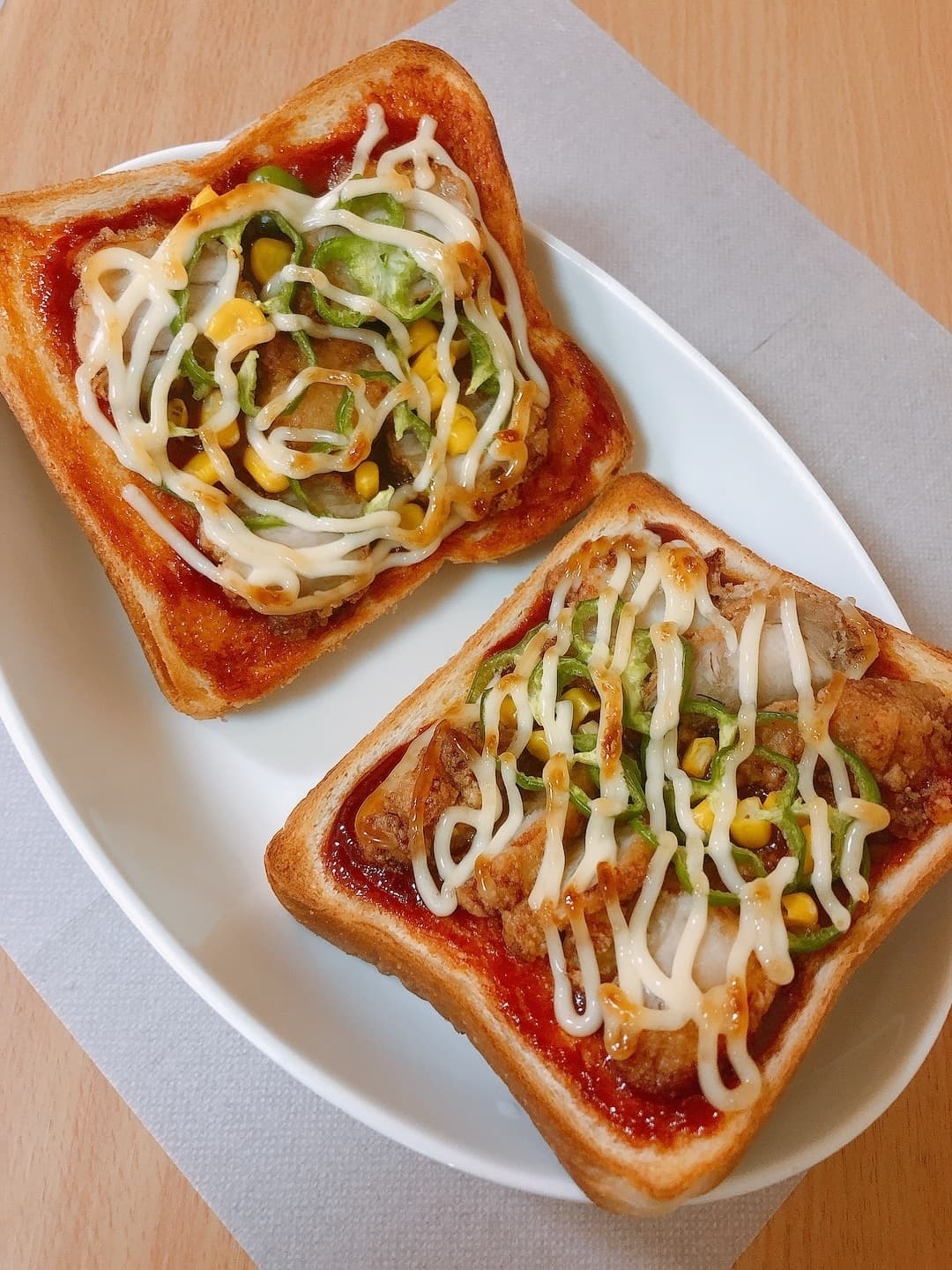 極旨もも唐揚げでBBQマヨピザの完成写真