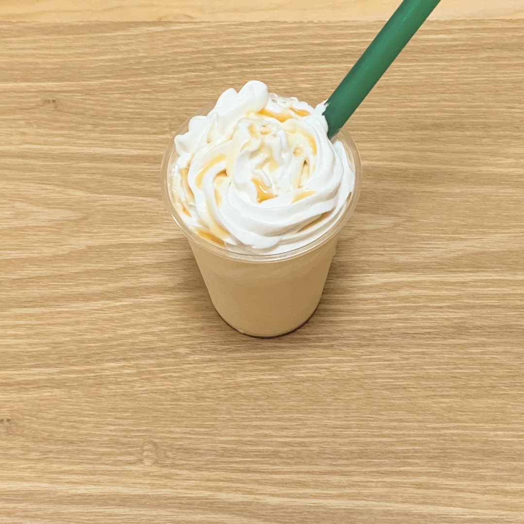 【カフェ風】大学芋フラペチーノの完成写真