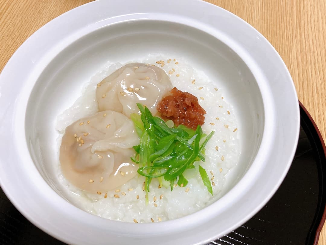 小籠包入り・白湯梅中華粥の完成写真
