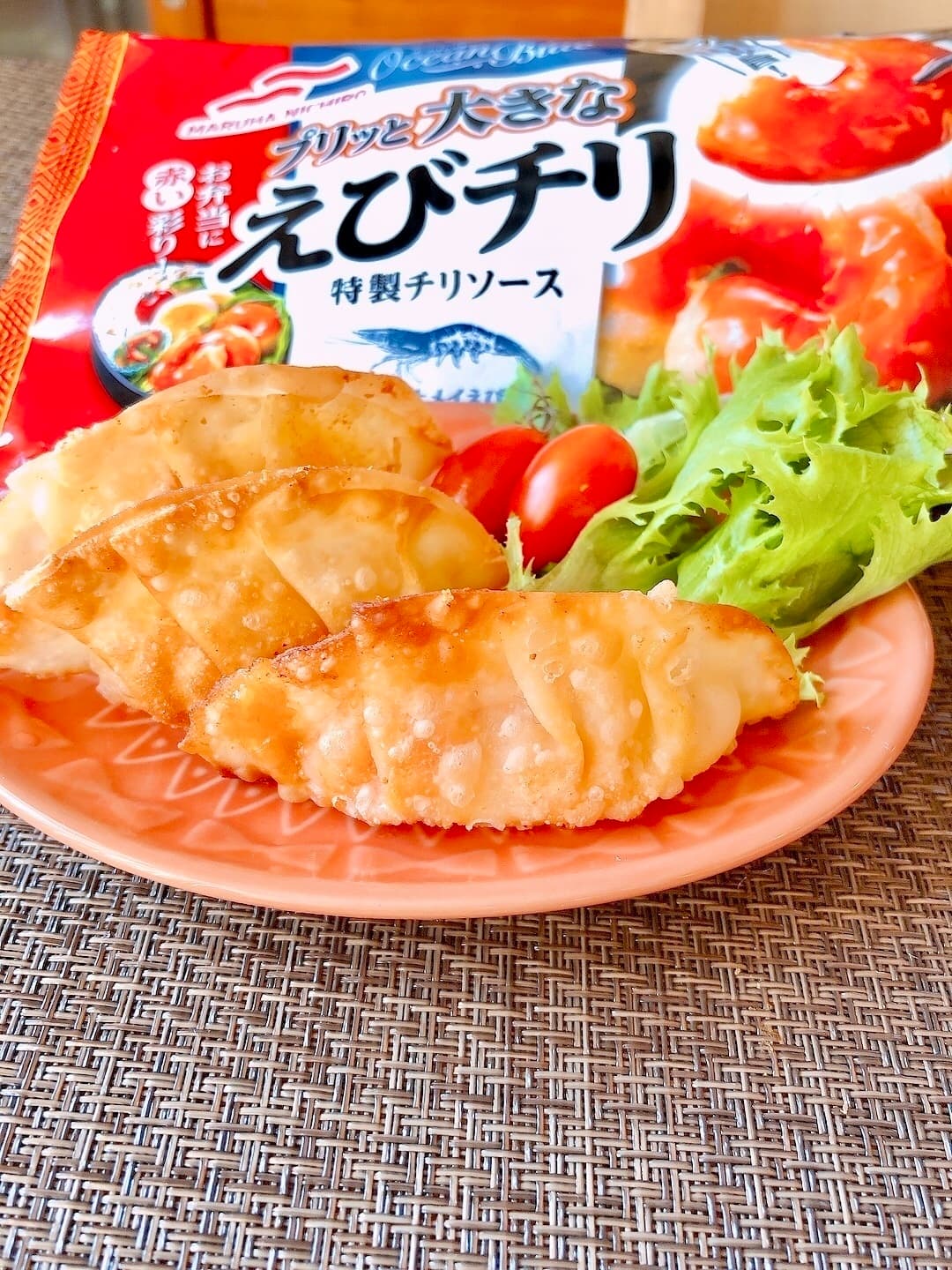 えびチリとチーズの揚げ餃子の完成写真