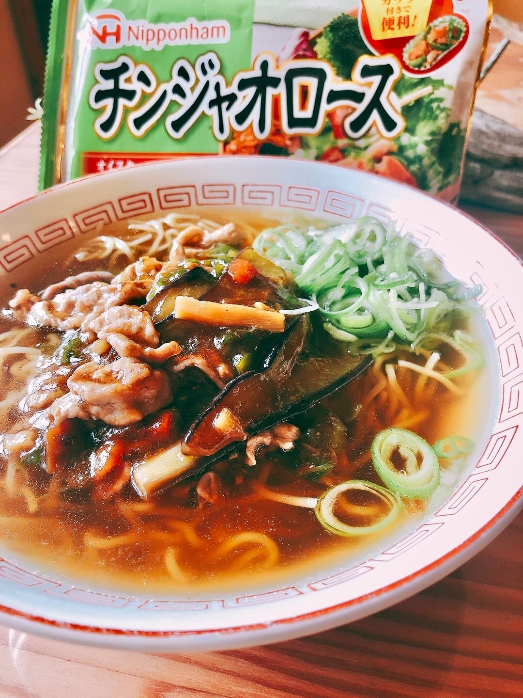 チンジャオロースのあんかけラーメンの完成写真