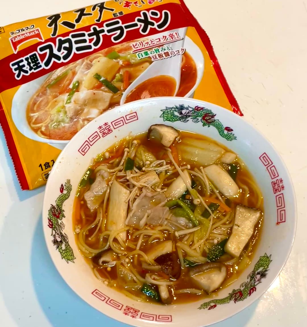 天スタきのこスタミナラーメンの完成写真