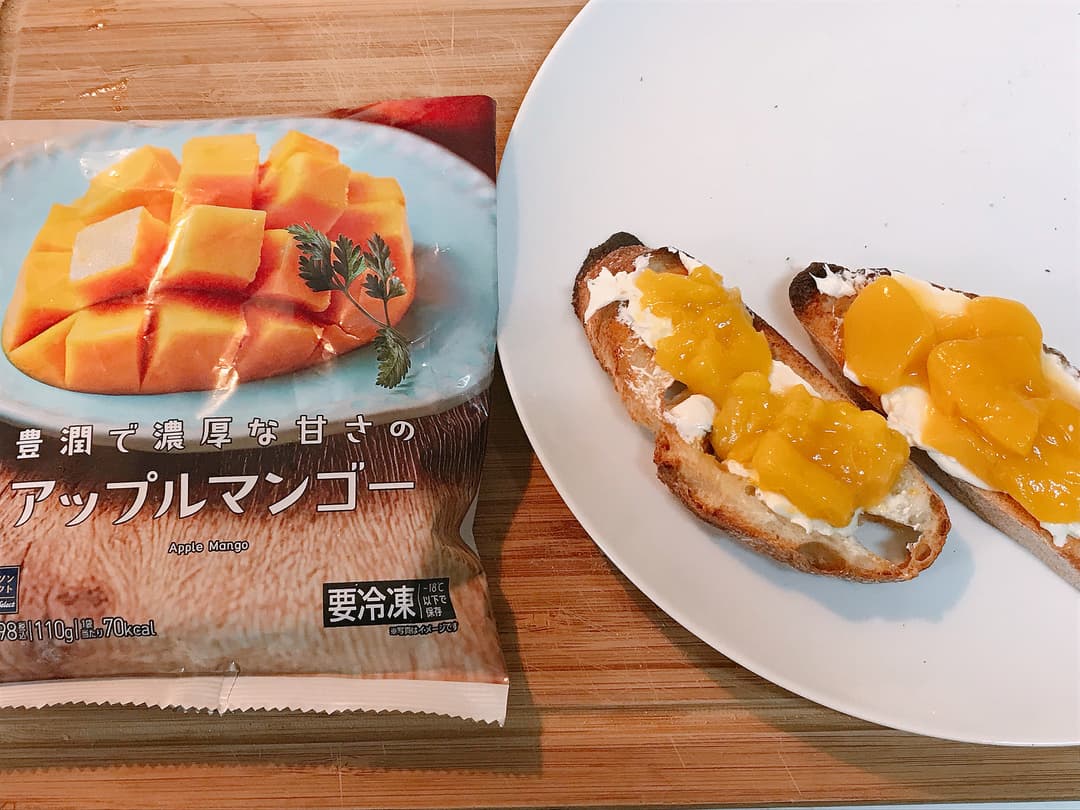 LAWSON アップルマンゴーのクリームチーズトーストの完成写真