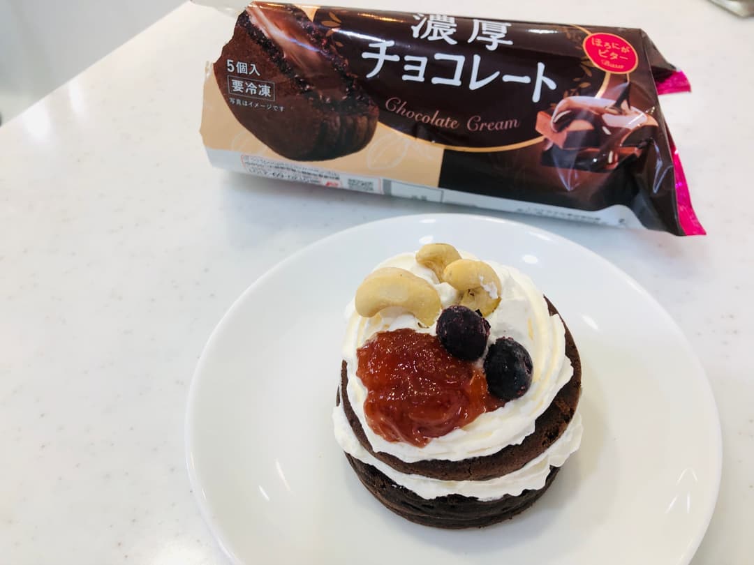 お子さんと作れる!チョコ&バニラ&ホイップのアイスケーキの完成写真