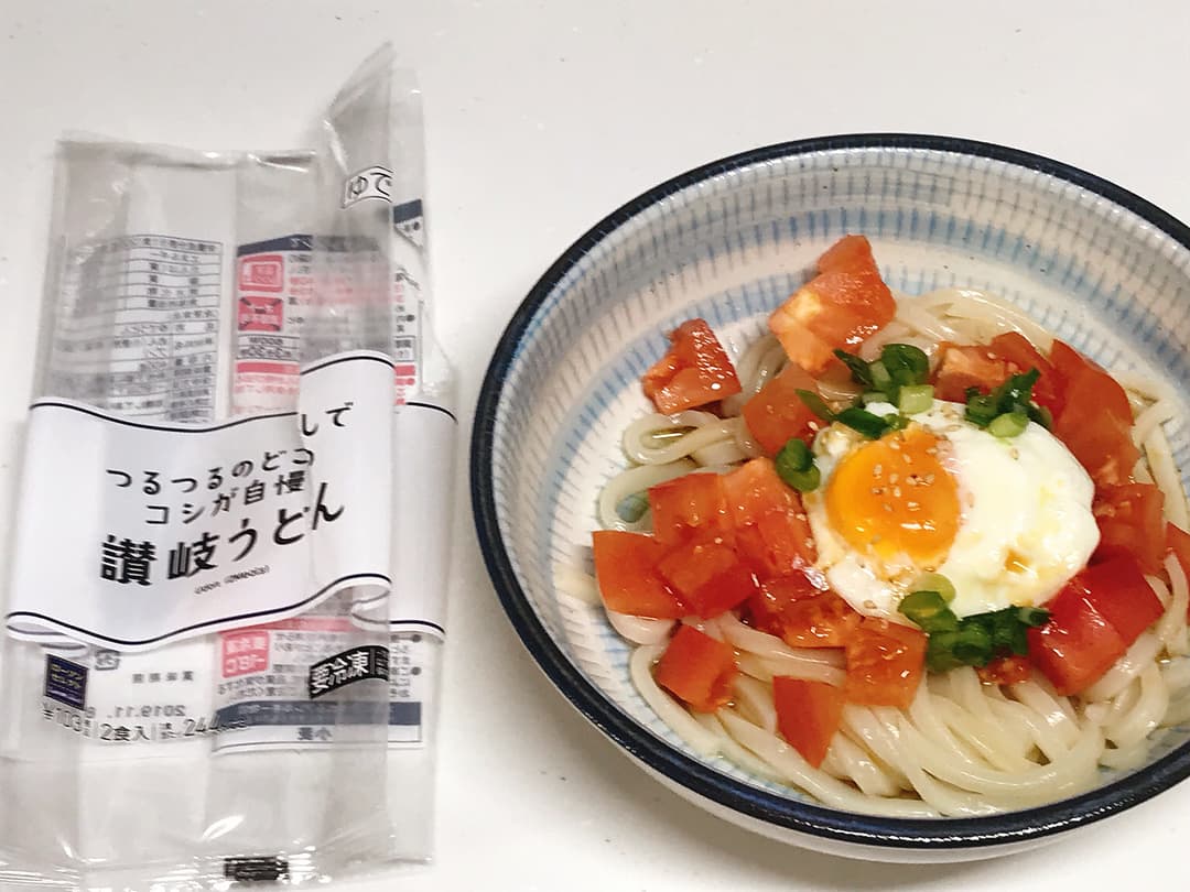 LAWSON ごま油が香るトマトうどんの完成写真