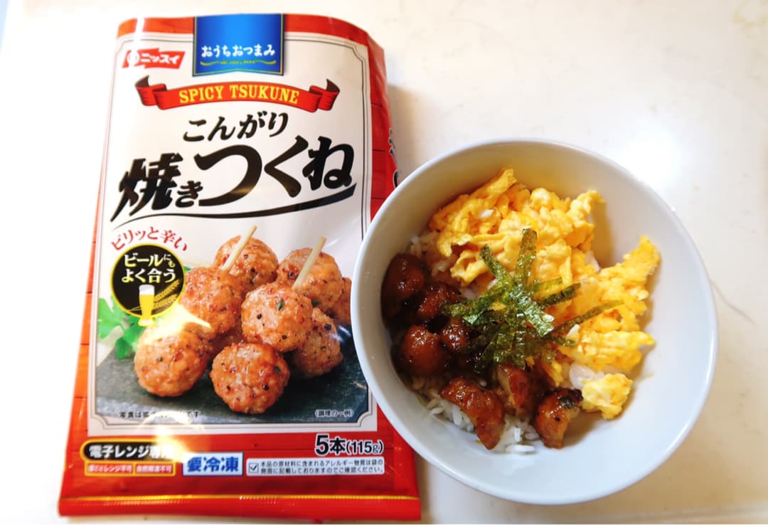 つくねのふわふわ二色丼の完成写真