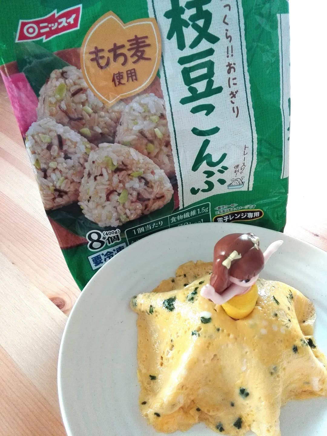お人形のおにぎりケーキの完成写真
