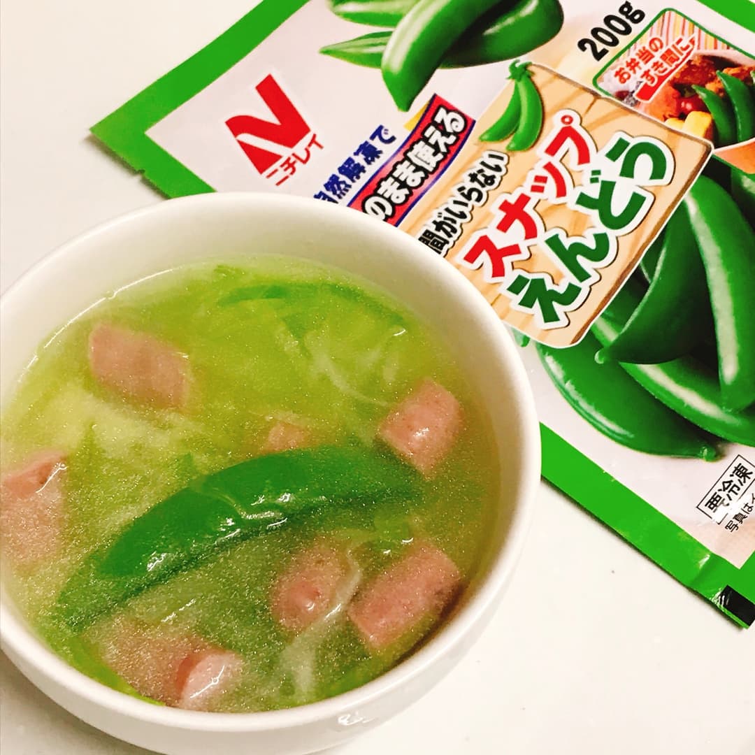 スナップえんどうとキャベツのコンソメスープの完成写真