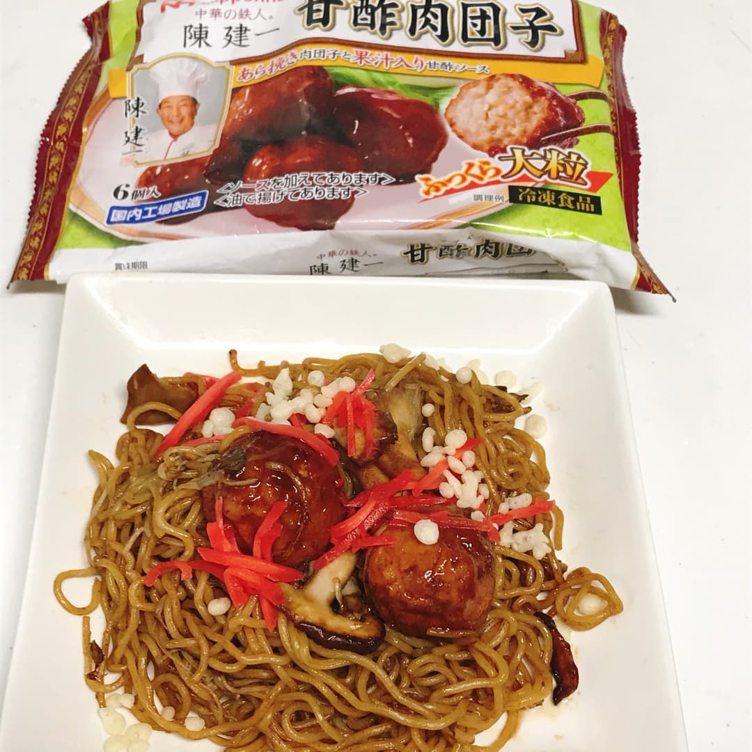 甘酢肉団子焼きそばの完成写真
