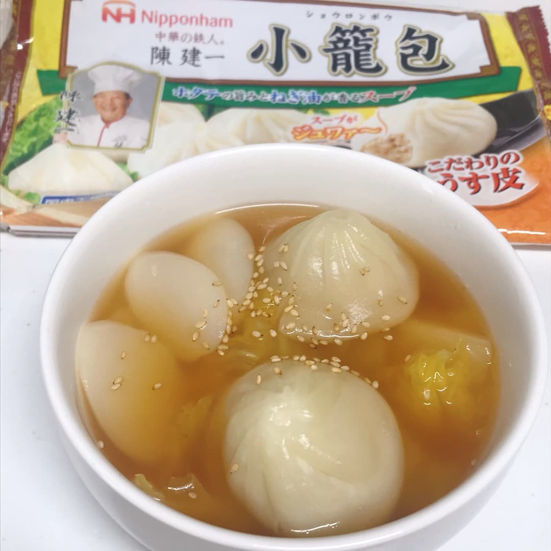 小籠包とトックのスープの完成写真