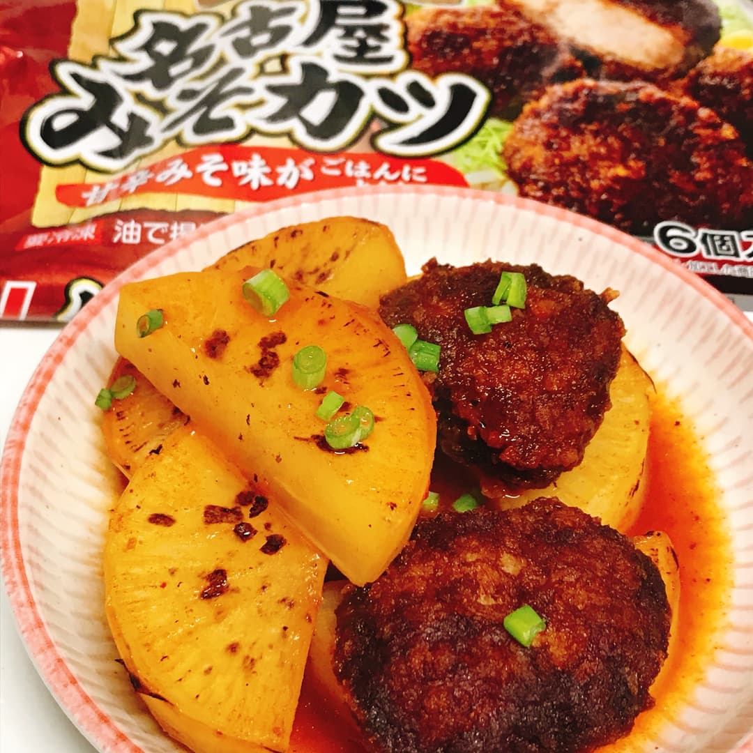 名古屋みそカツと大根の旨辛煮の完成写真