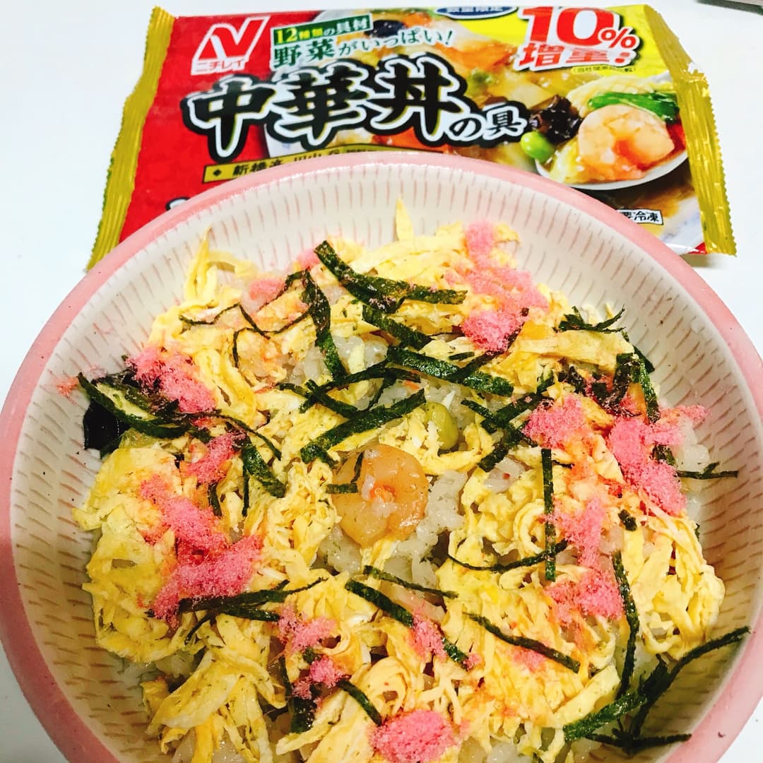 中華丼の具で作るちらし寿司の完成写真