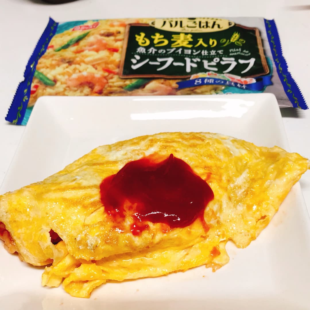 もち麦入りシーフードオムライスの完成写真