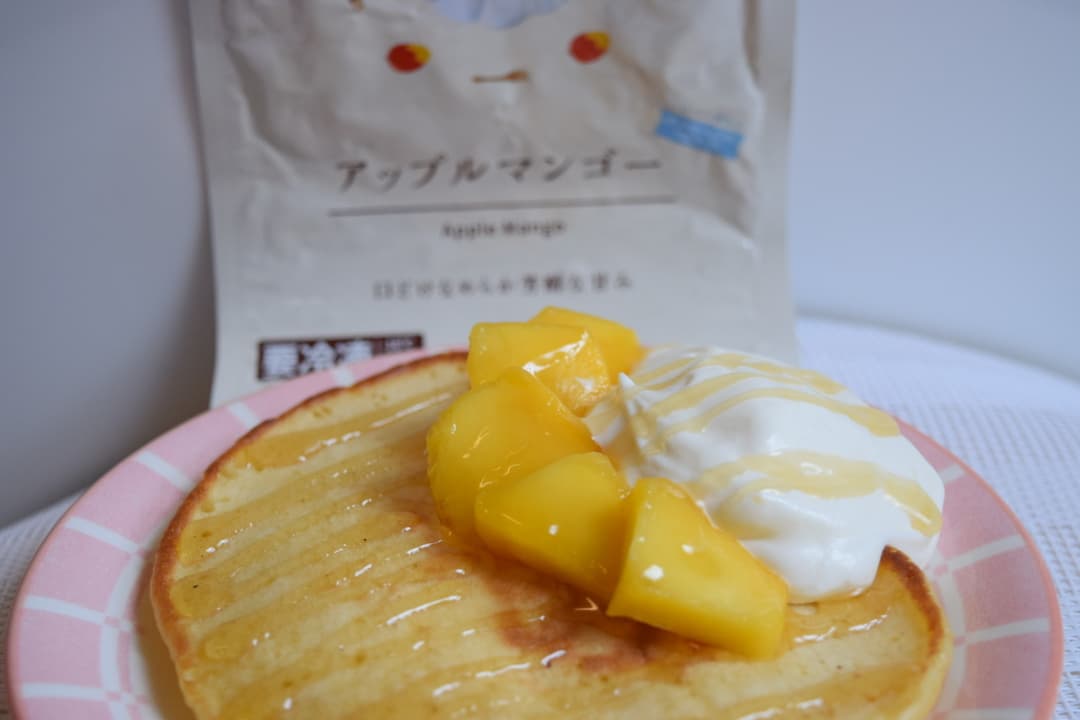 アップルマンゴーのハニーパンケーキの完成写真