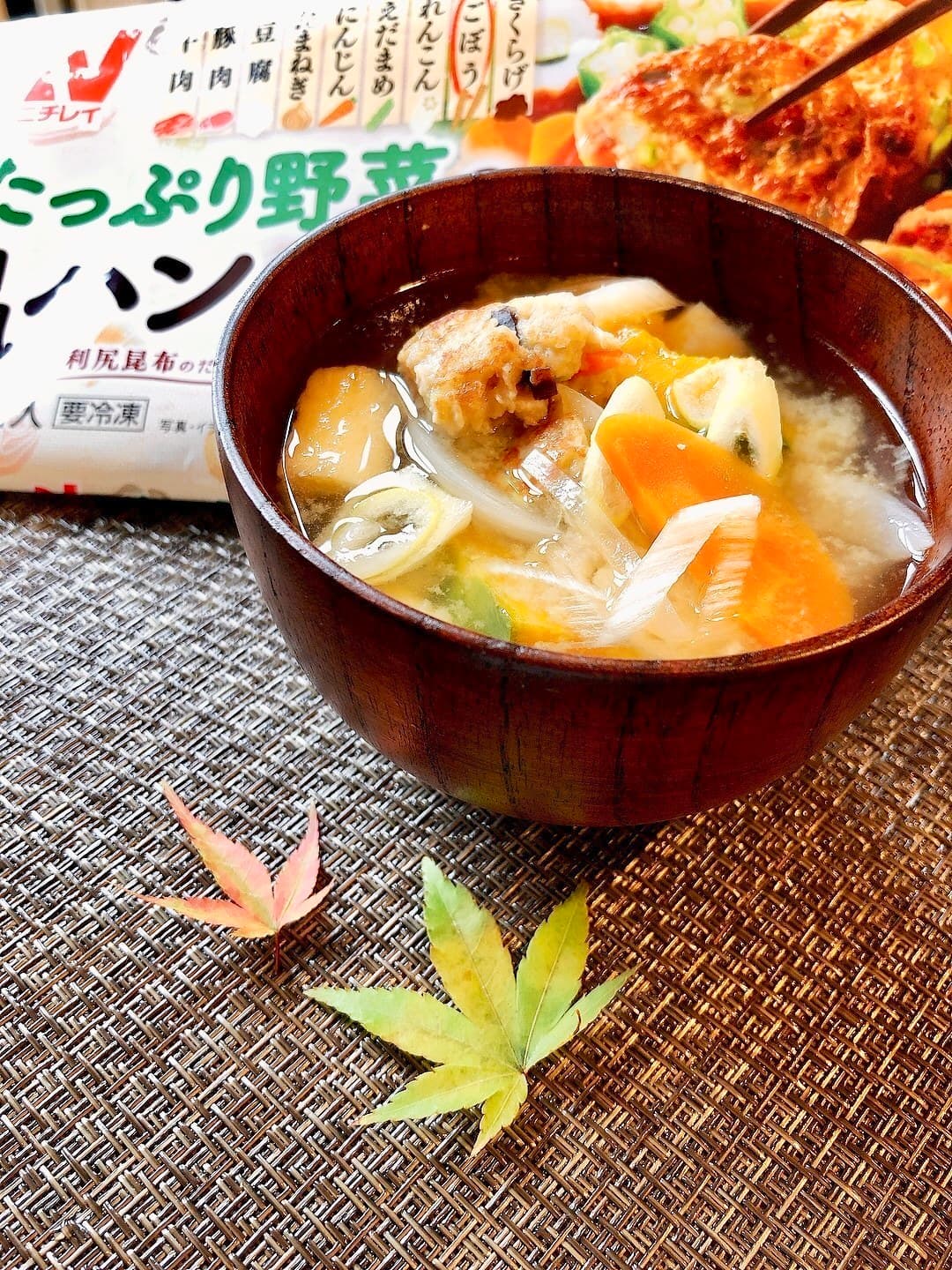 和風ハンバーグのお味噌汁の完成写真