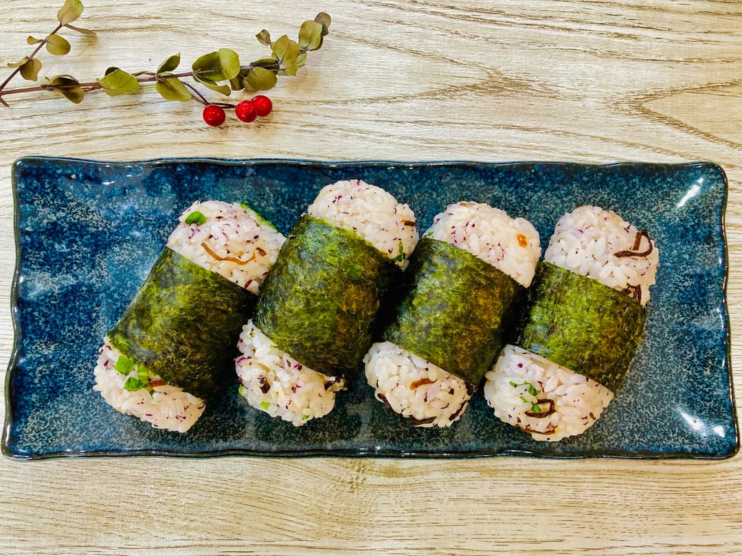 梅しそ香る!ささみ焼きの俵むすびの完成写真