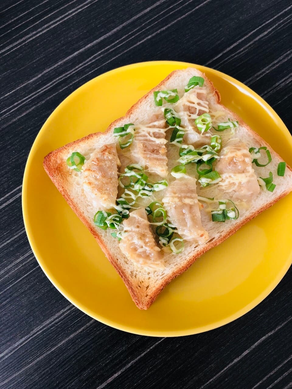 四川焼売の中華風トーストの完成写真