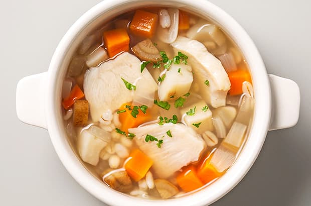 押し麦と根菜のスープの完成写真