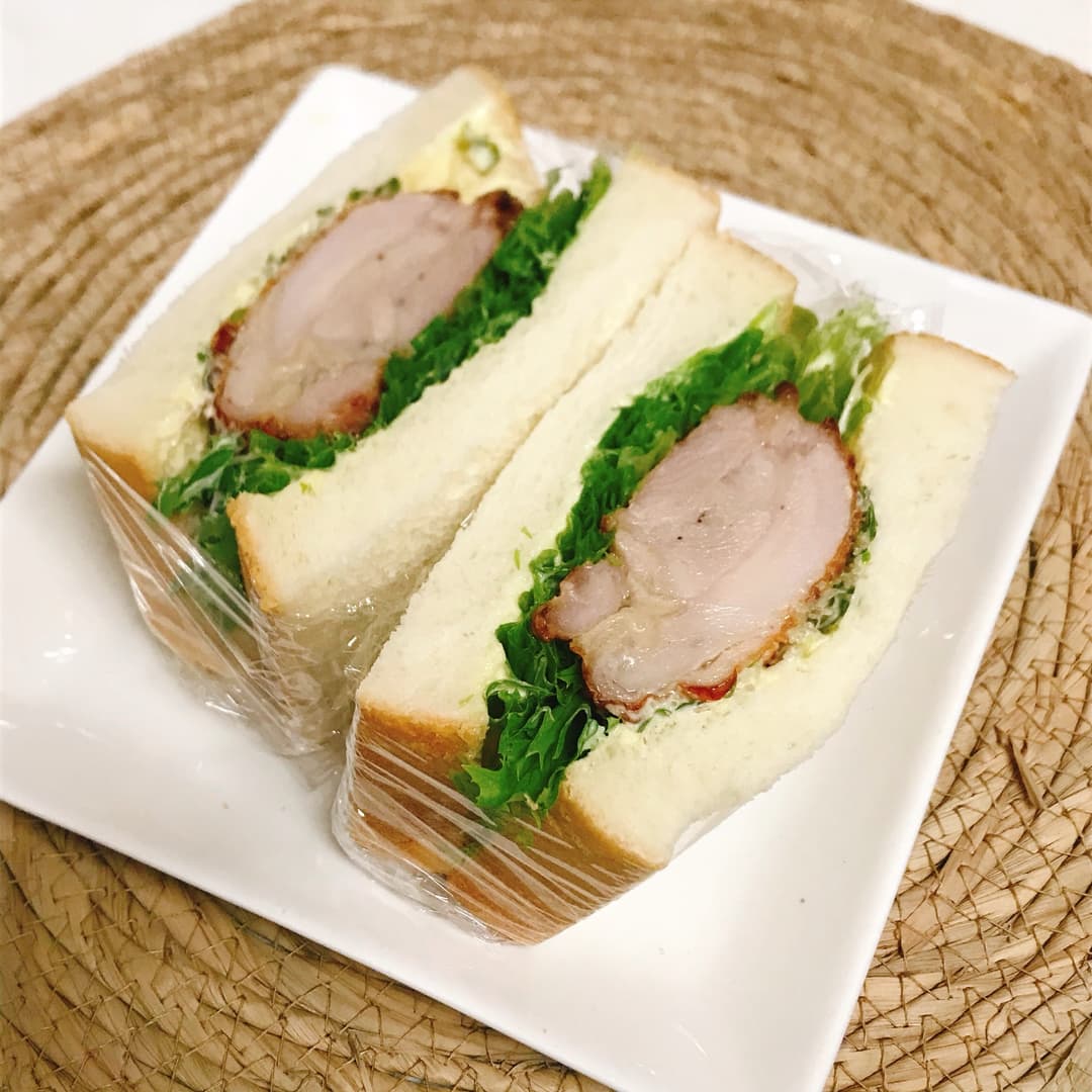 炙り焼チキンの柚子胡椒サンドの完成写真