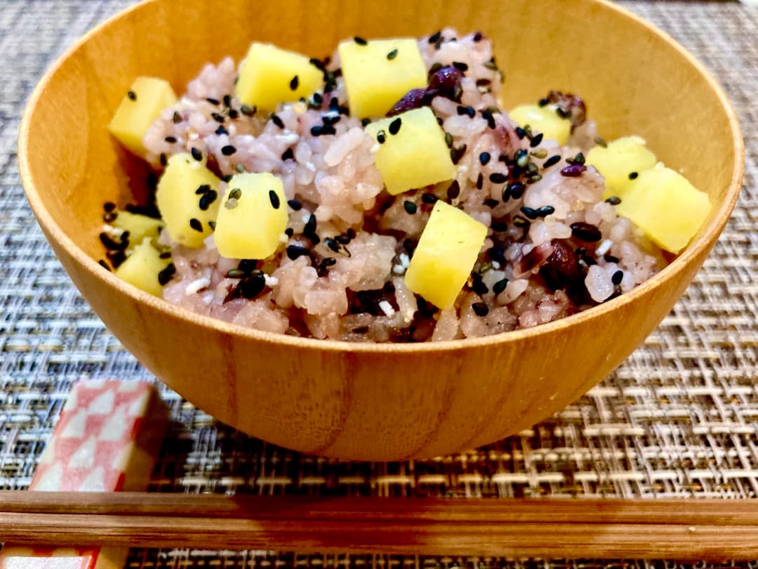 お芋と赤飯の簡単おこわの完成写真