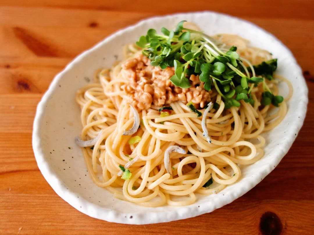 シラス納豆ペペロンチーノの完成写真