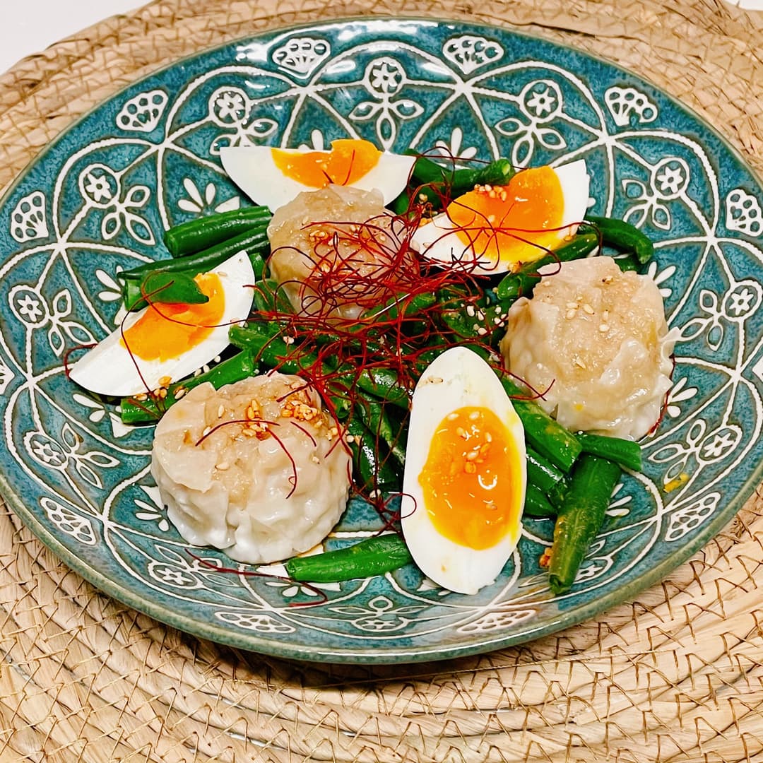 焼売といんげんのホットサラダの完成写真