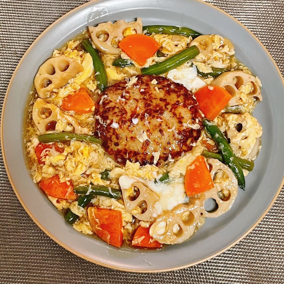 ハンバーグと卵の野菜あんかけの完成写真