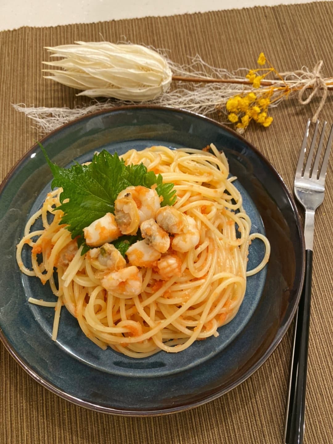 たらことシーフードの和風パスタの完成写真