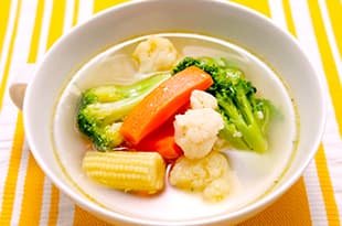洋風野菜のハーブスープの完成写真