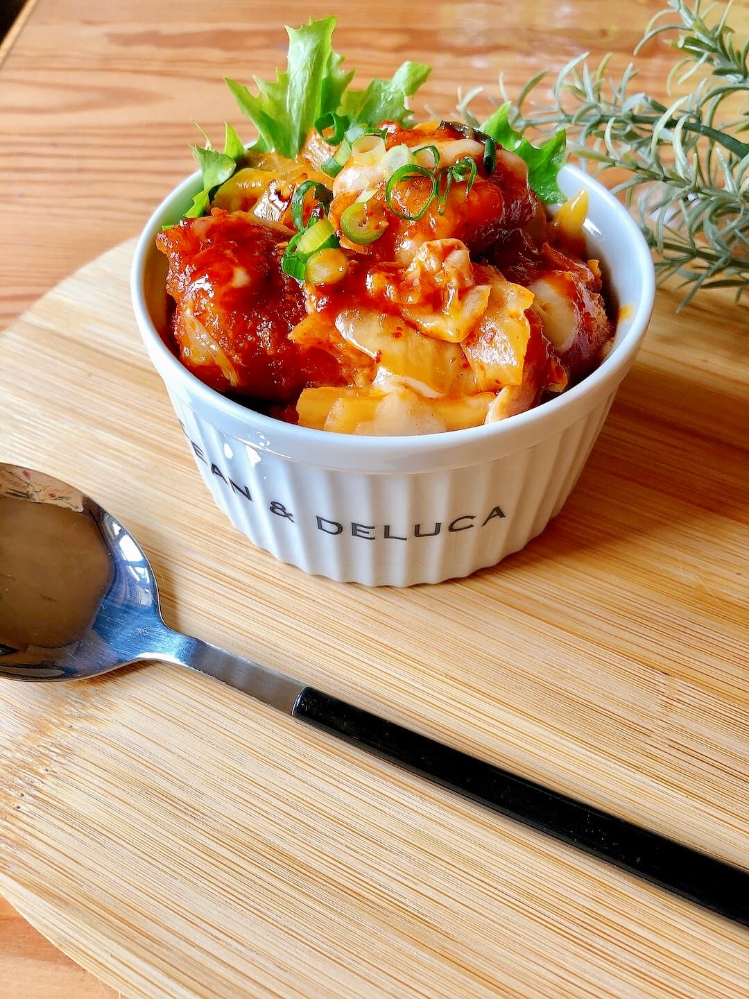 チーズタッカルビ丼の完成写真