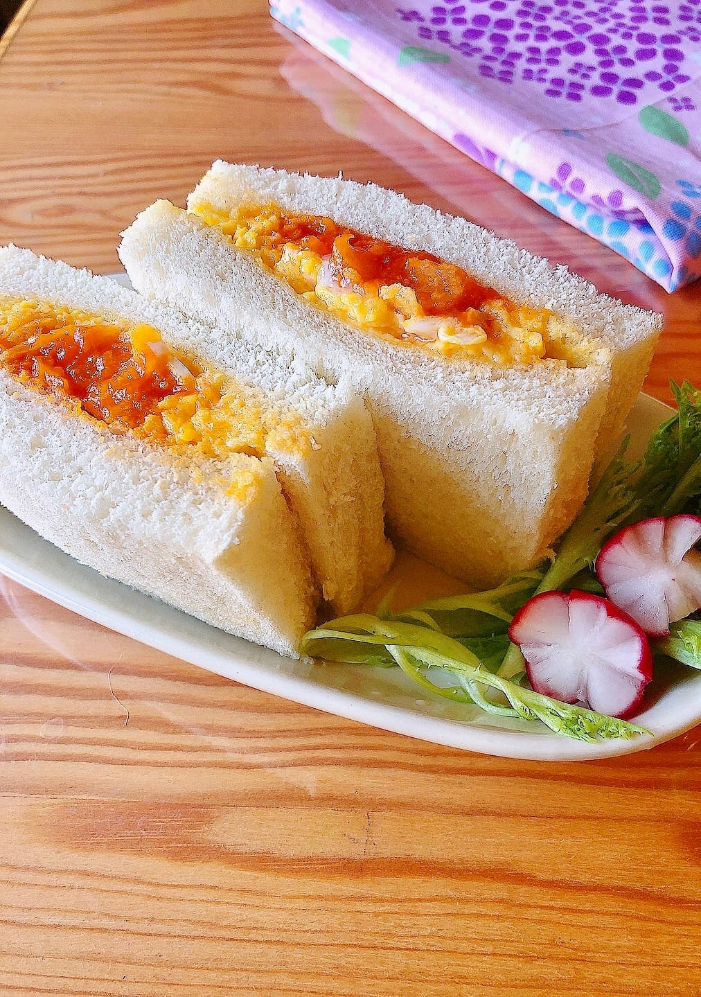 エビチリ卵サンドの完成写真