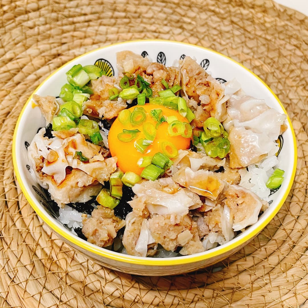 五目シュウマイたまごかけ丼の完成写真