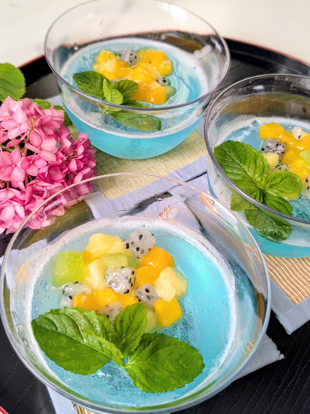 彩りフルーツミックスの紫陽花ゼリーの完成写真