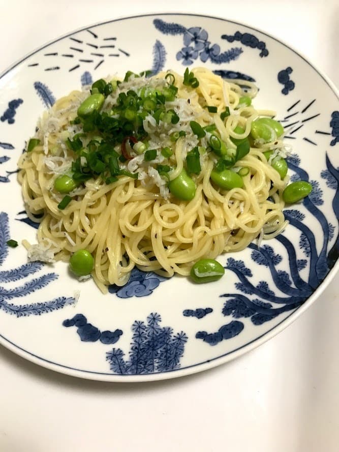 妊婦の間食 ~えだ豆としらすのペペロンチーノ 125kcalの完成写真