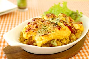 オムライス風炒飯ドリアの完成写真