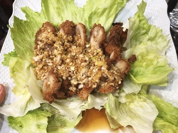お手軽なのに豪華!みんな大好き油淋鶏(ユーリンチ―)の完成写真