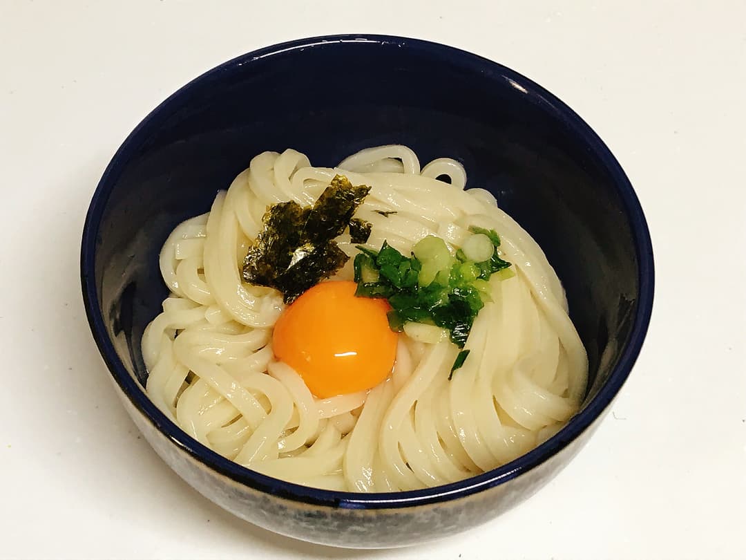 LAWSON 釜玉うどんの完成写真