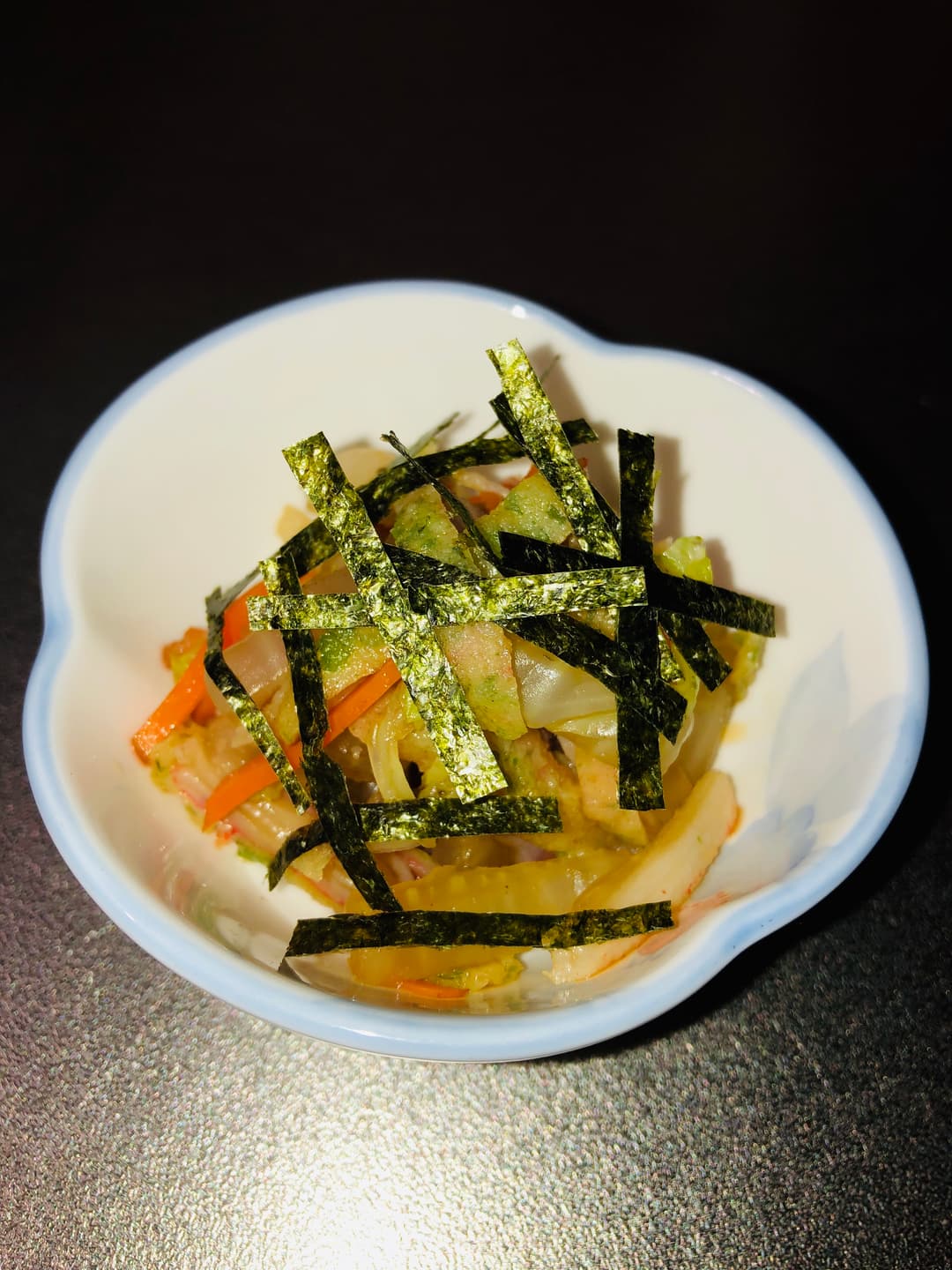 白菜とかにかまの磯辺和えの完成写真