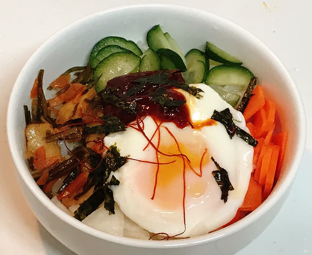 6種の和惣菜 さつま揚げと昆布のうま煮とぬか漬のビビンバの完成写真