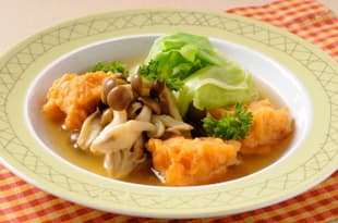 からあげチキンとキャベツのスープ煮の完成写真