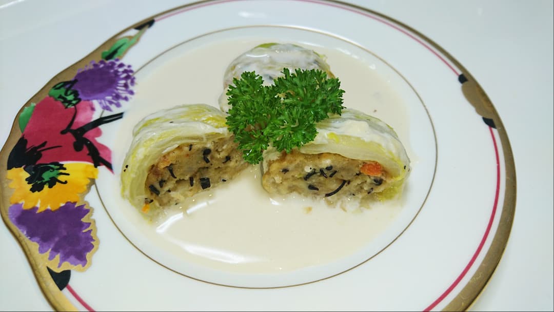 豆腐ハンバーグの白菜ロールクリーム煮の完成写真